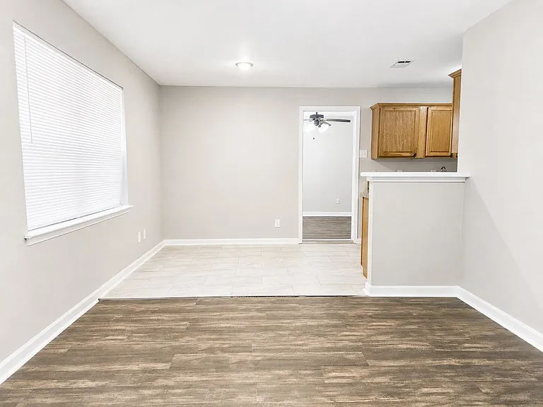 4412 Central Ln — Photo 6