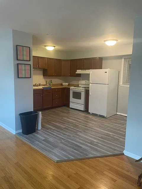2 bed, 950 sqft, $1,750 — Photo 2