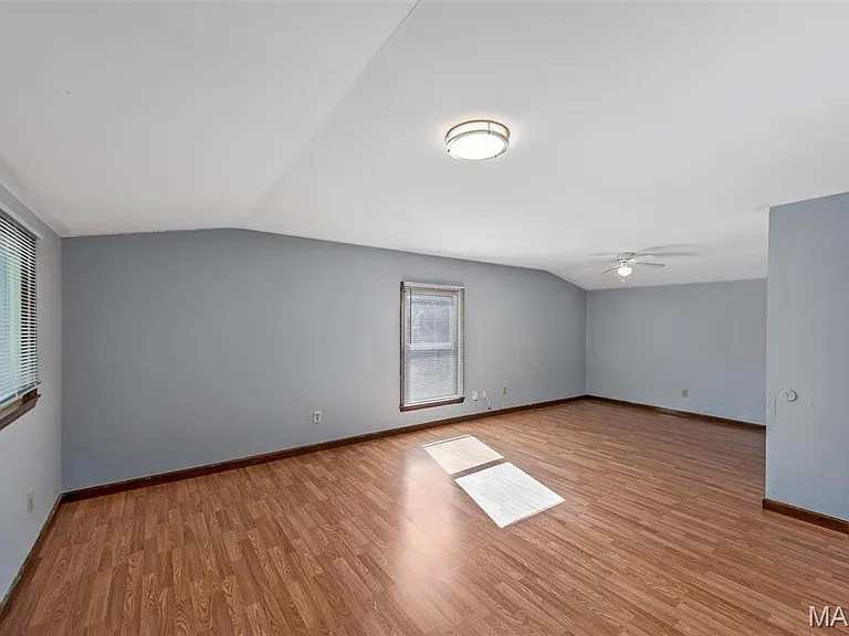 3319 Eminence Blvd — Photo 26