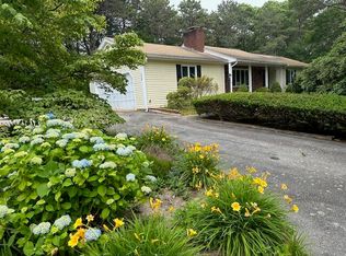 254 Surf Dr, Mashpee, MA 02649