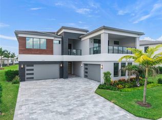 20119 Pacific Dunes Dr, Boca Raton, FL 33434