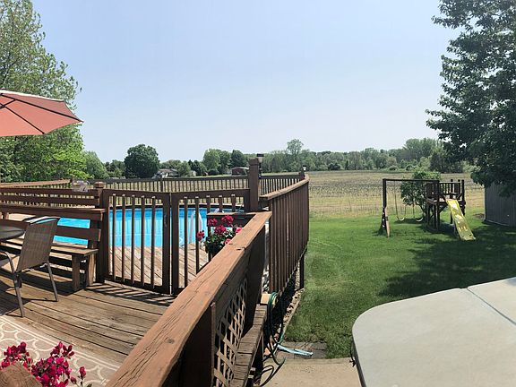4th image of 4232 Oakview Dr