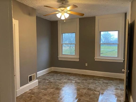 5th image of 3211 Brevier Ave #2