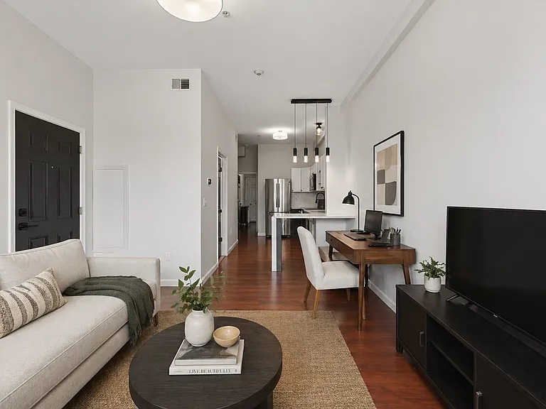 256 Bremen St — Photo 1