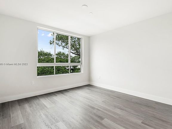 3rd image of 2555 193rd St #2205