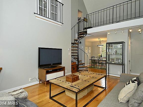 5th image of 4682 34th St S APT B1