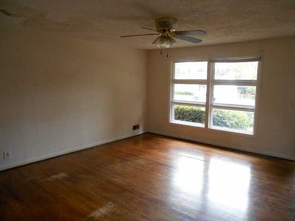 5th image of 7431 Claudia Dr