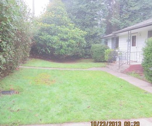 2nd image of 1109 15th Ave