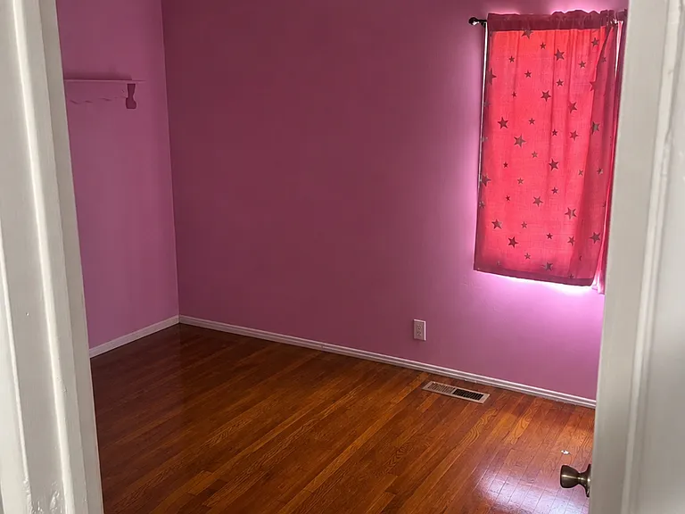 2668 Inman Ave — Photo 6