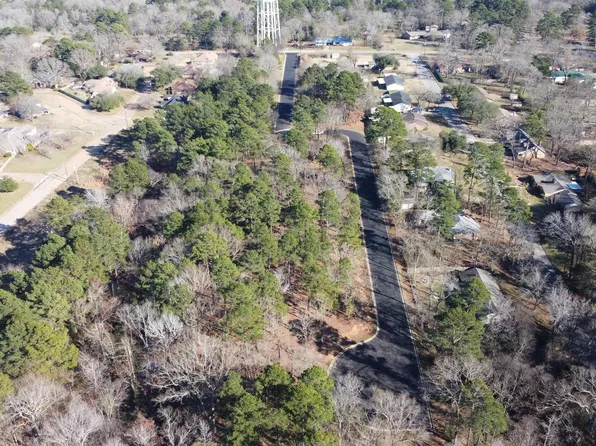 Lakewood Ln, Kilgore, TX 75662