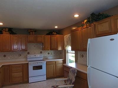 3rd image of 441 Kinsale Dr