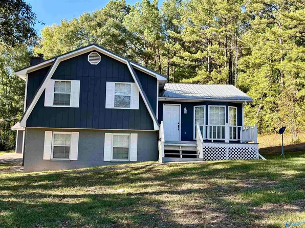 1608 Green Valley Rd, Glencoe, AL 35905