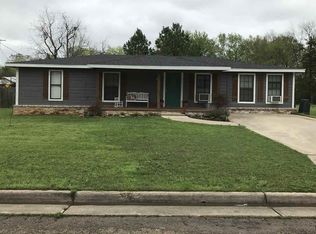 406 Keith St, Mount Vernon, TX 75457