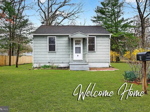 9 Spruce Ln, Hainesport, NJ 08036