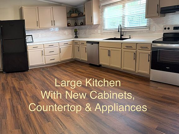 4th image of 12 Copper Knoll Cir