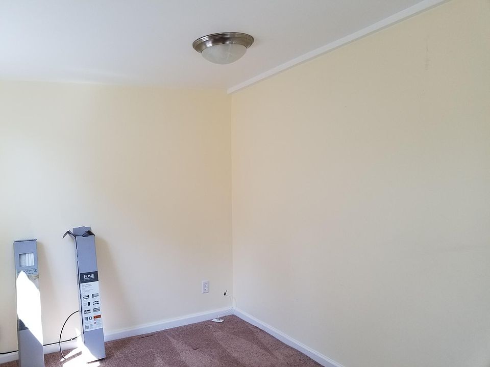 1st image of 711 Linden Ave #B