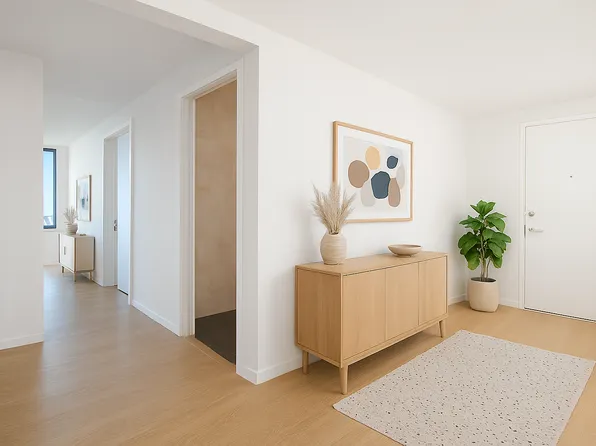 420 East 61st Street image 8 of 20