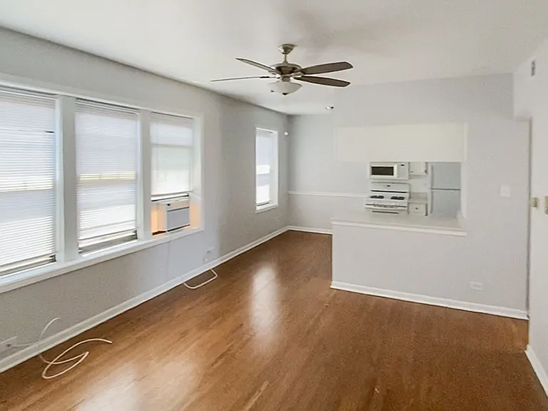 3708-14 N. Sheffield — Photo 19