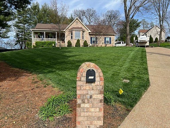 2nd image of 212 Tippett Hollow Ct