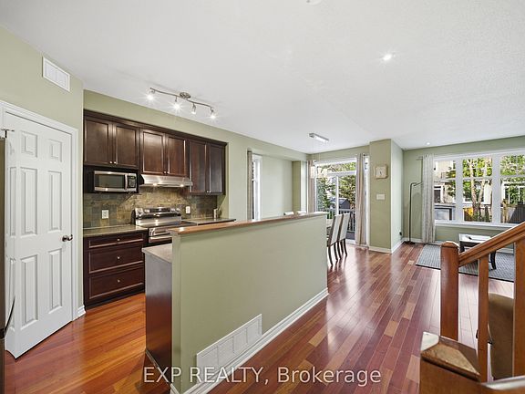 4th image of 4265 Kelly Farm Dr