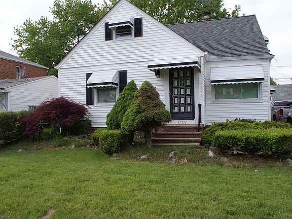 4th image of 21371 Morris Ave