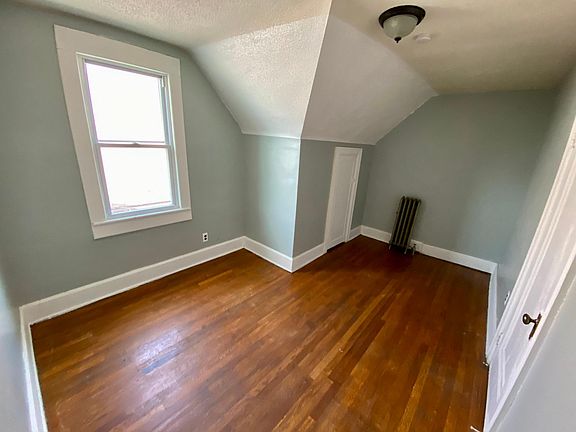5th image of 4410 51st St Unit 2