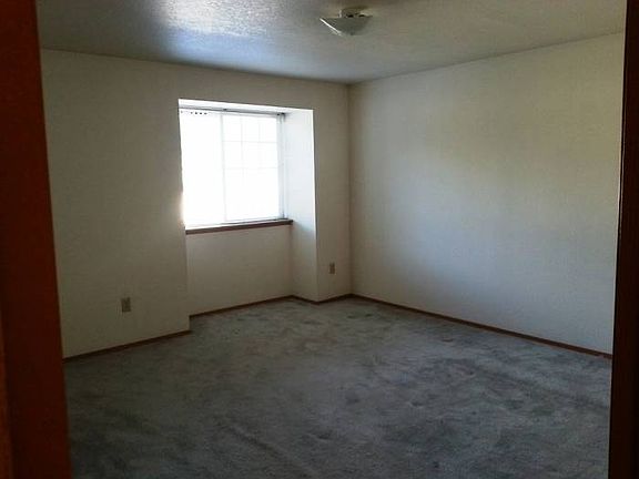 5th image of 5508 99th Street Ct E