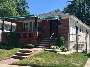 23212 147th Ave, Springfield Gardens, NY 11413