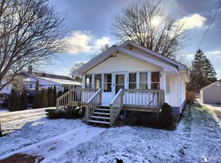 735 Orchard St, Temperance, MI 48182