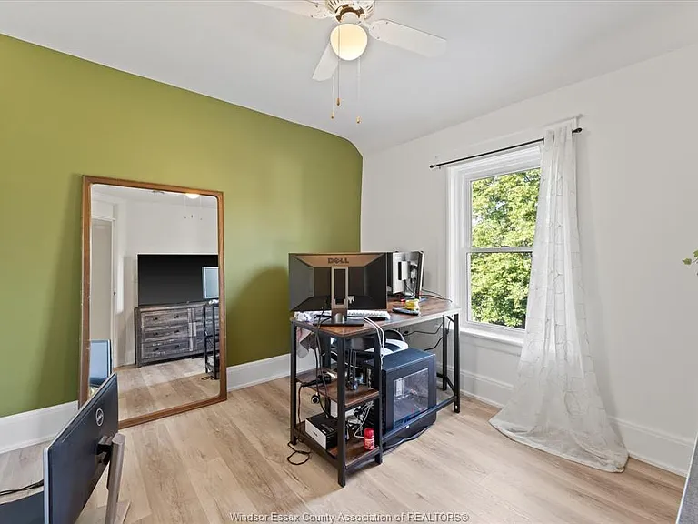 1263 Monmouth Rd — Photo 15