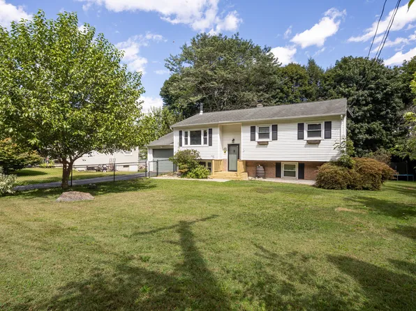 24 Hillside Circle, Brookfield, CT 06804