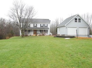 880 Stony Point Rd, Castleton, NY 12033