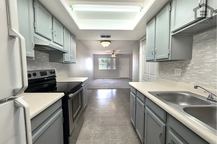 529 E 6th Dr #2 — Photo 12
