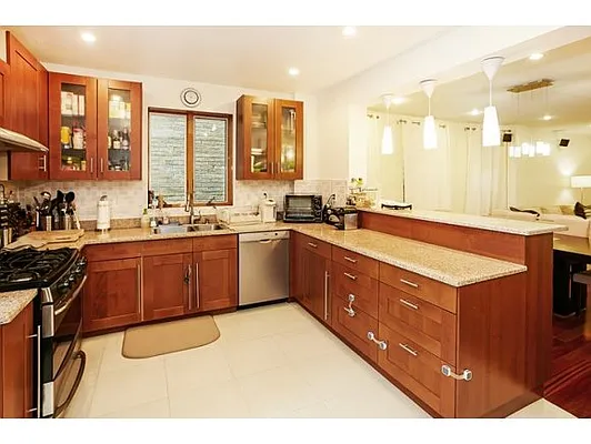 Sold by Calabrese Real Estate | media 4