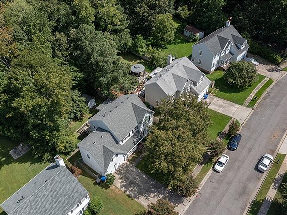 4th image of 5954 Knightsbridge Way