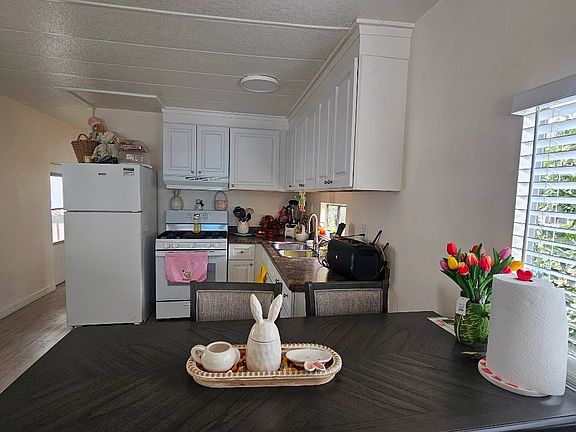 4th image of 1461 W Mission Blvd Space 45
