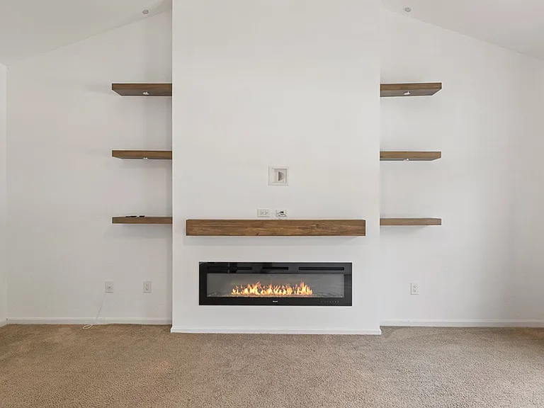721 Tyler Way — Photo 24