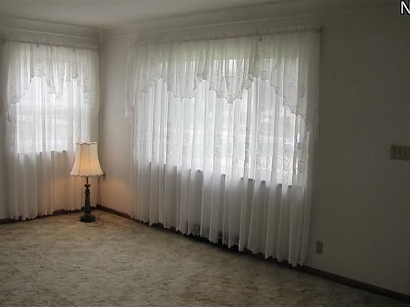 2nd image of 3391 Hudson Dr