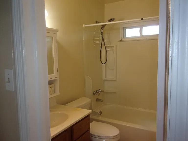1235 Anderson Rd — Photo 9