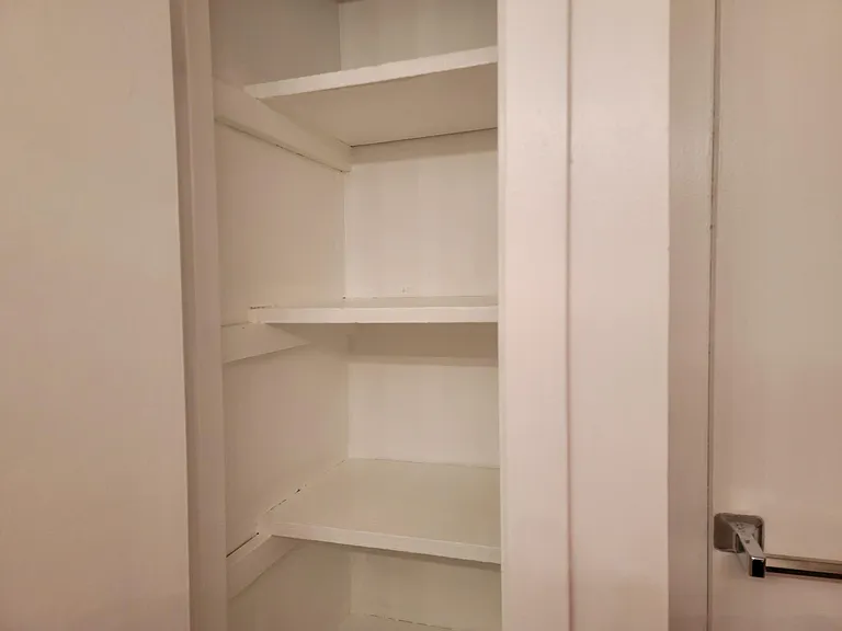 MBa Linen Closet