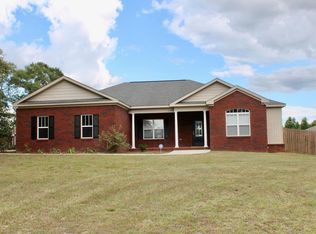 917 Sheppard Rd, Taylor, AL 36301