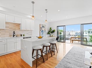 324 Sumner St #2, Boston, MA 02128