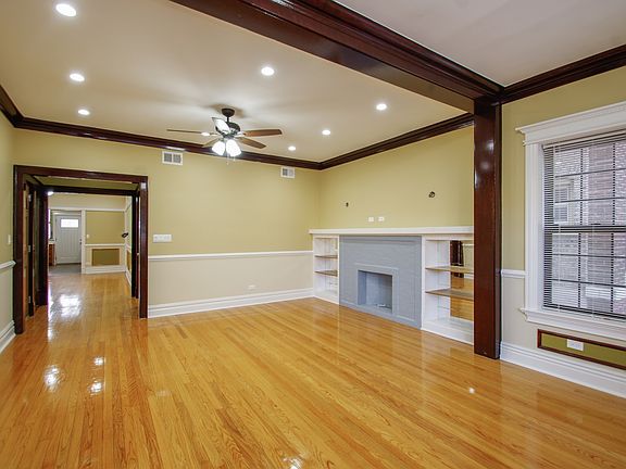 3rd image of 4731 N Monticello Ave APT 1