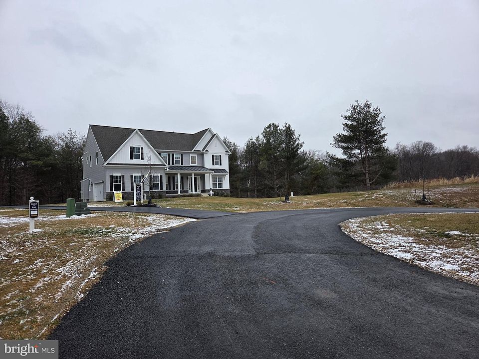 2nd image of LOT 8 White Spruce Way