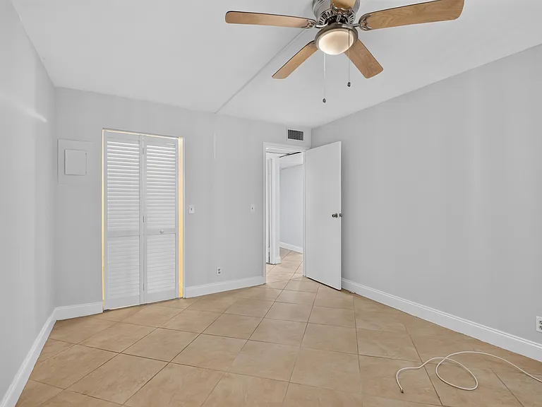 449 Monaco Park #J — Photo 12