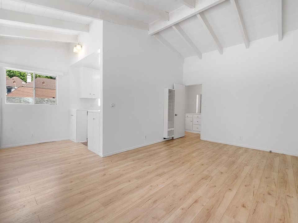 1st image of 1625 N Laurel Ave #4B