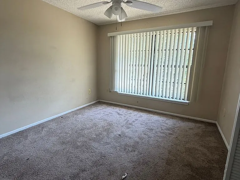 47 Emerald Bay Dr — Photo 10