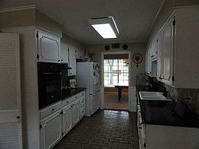 5th image of 1623 Kensington Dr