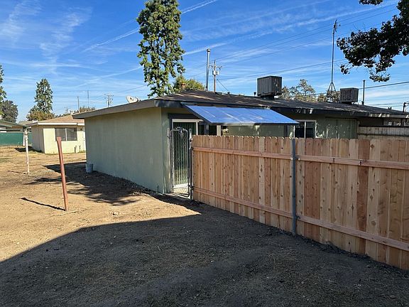 4th image of 803 S Farmersville Blvd #803