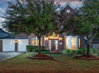 12818 Wandering Streams Dr, Tomball, TX 77377